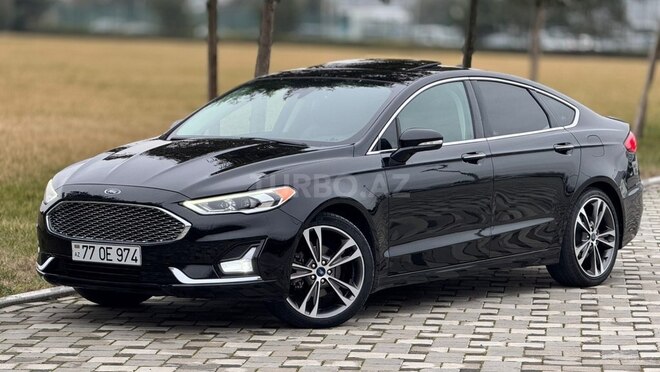 Ford Fusion (North America) 2019, 137,000 km - 2.0 л - Bakı
