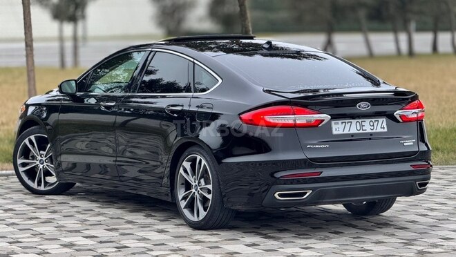 Ford Fusion (North America) 2019, 137,000 km - 2.0 л - Bakı