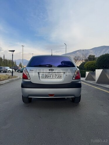 Kia Rio-6