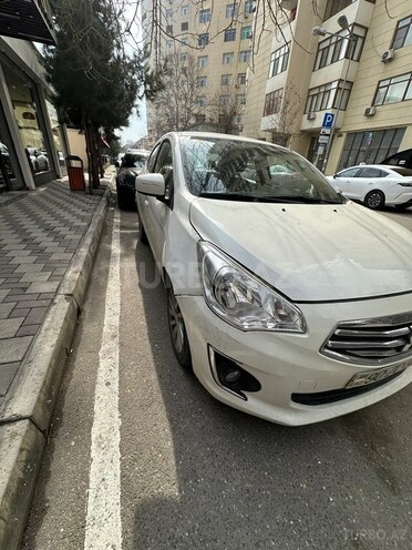 Mitsubishi Attrage 2014, 336,000 km - 1.2 l - Bakı