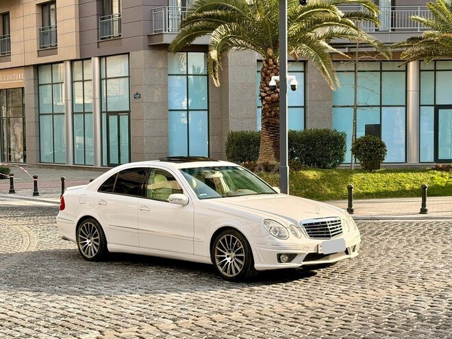 Mercedes E 350 2005, 415,000 km - 3.5 l - Bakı