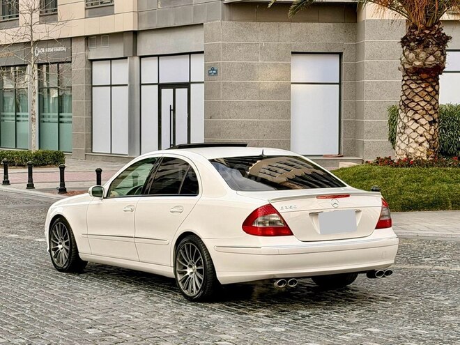 Mercedes E 350 2005, 415,000 km - 3.5 l - Bakı