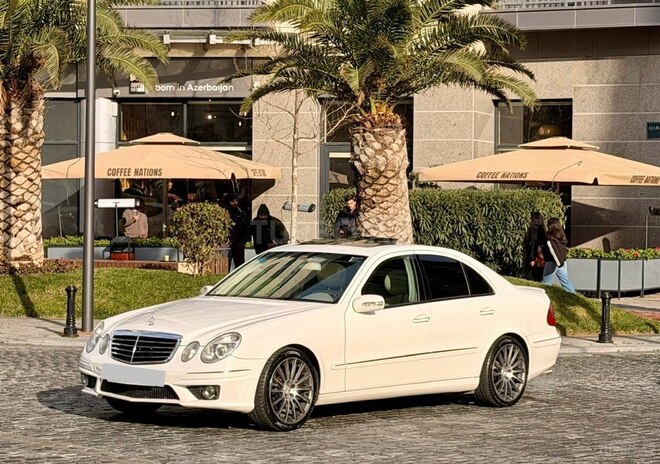 Mercedes E 350 2005, 415,000 km - 3.5 l - Bakı