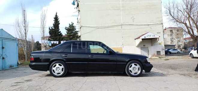 Mercedes 220 E 1995, 286,000 km - 2.2 l - Bakı