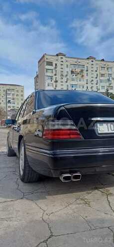 Mercedes 220 E 1995, 286,000 km - 2.2 l - Bakı
