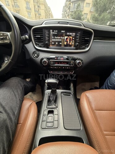 Kia Sorento 2018, 215,000 km - 2.0 l - Bakı