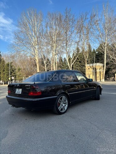 Mercedes C 230 2000, 327,000 km - 2.3 л - Mingəçevir