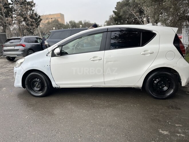 Toyota Aqua 2016, 155,070 km - 1.5 l - Bakı