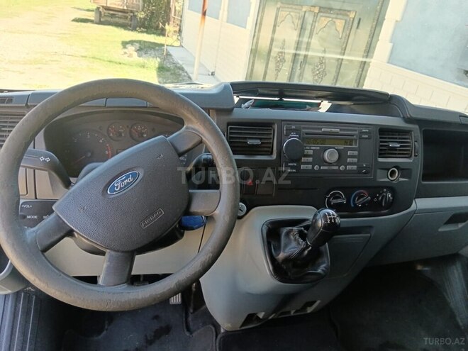 Ford Transit 2008, 215,000 km - 2.2 l - Quba