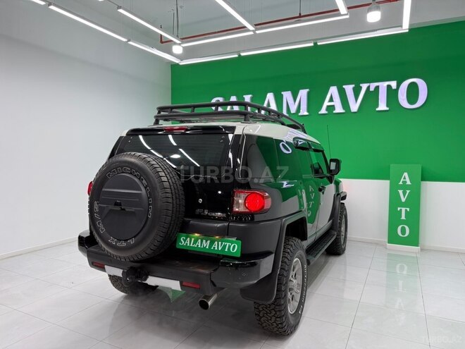 Toyota FJ Cruiser 2009, 256,000 km - 4.0 l - Bakı