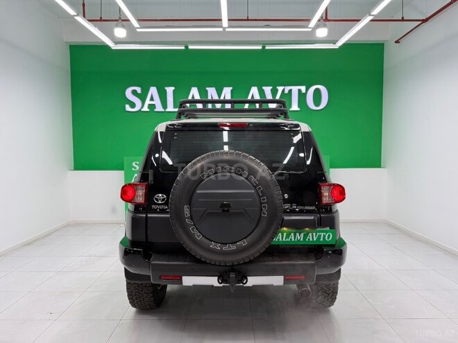 Toyota FJ Cruiser 2009, 256,000 km - 4.0 l - Bakı