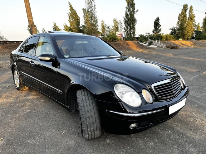 Mercedes E 240-16