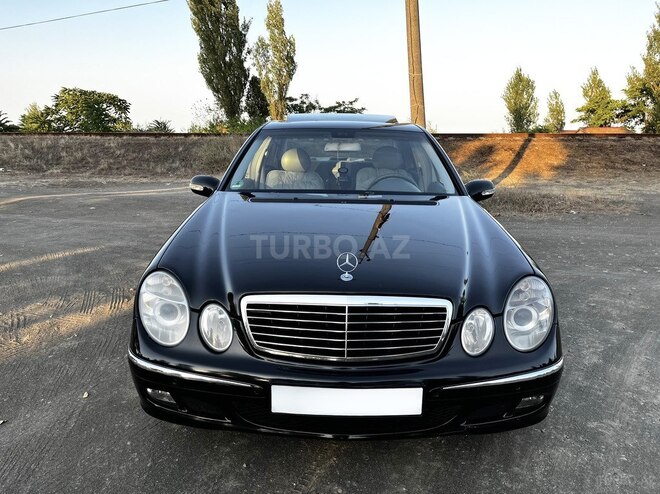 Mercedes E 240-5