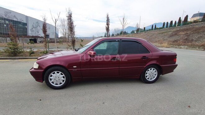Mercedes C 200 1997, 480,000 km - 2.0 l - Qəbələ