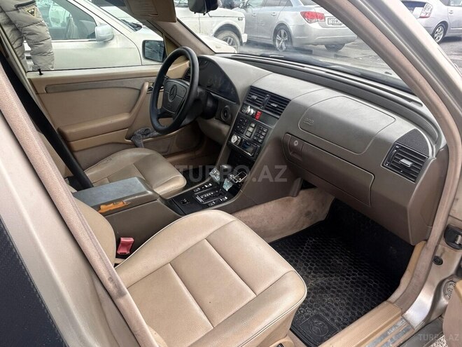 Mercedes C 220 1994, 280,500 km - 2.2 л - Sumqayıt