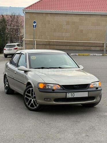 Opel Vectra 1998, 412,000 km - 2.5 l - Şamaxı