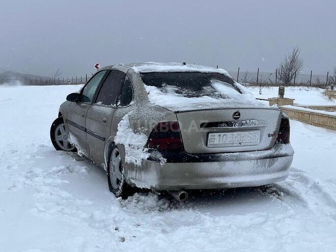 Opel Vectra 1998, 412,000 km - 2.5 l - Şamaxı