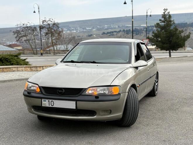 Opel Vectra 1998, 412,000 km - 2.5 l - Şamaxı