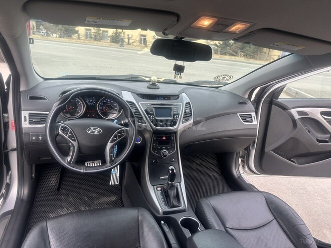 Hyundai Elantra 2015, 242,000 km - 1.8 l - Bakı