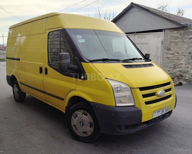 Ford Transit-3
