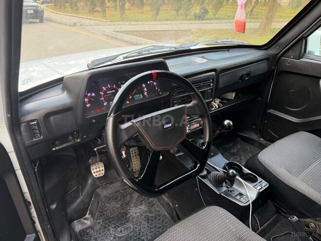 LADA (VAZ) Niva-5
