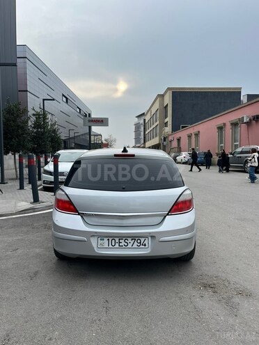 Opel Astra 2004, 240,000 km - 1.4 l - Bakı