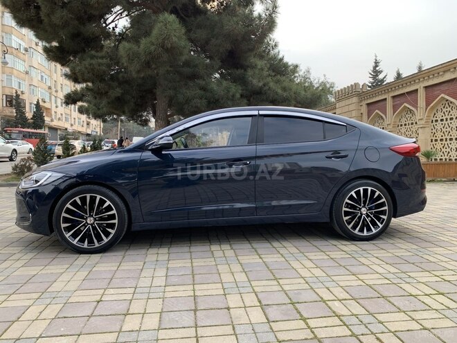 Hyundai Avante 2016, 227,000 km - 1.6 l - Bakı