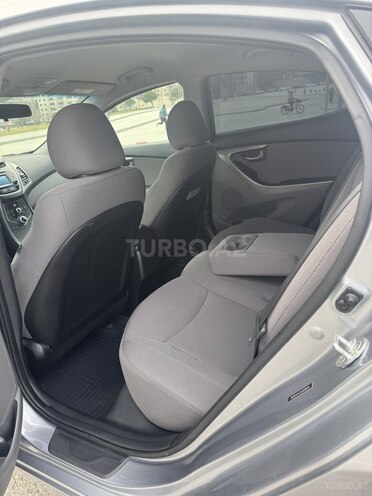 Hyundai Elantra 2015, 173,004 km - 1.8 л - Bakı