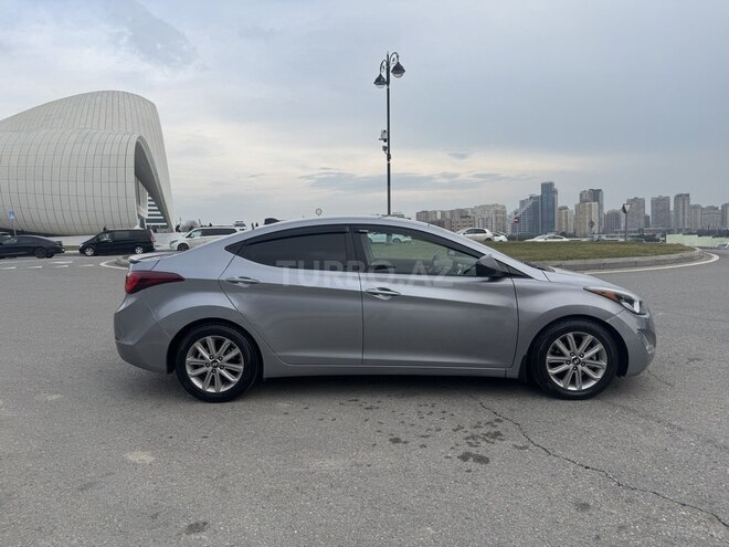 Hyundai Elantra 2015, 173,004 km - 1.8 л - Bakı