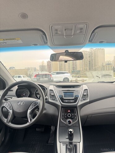 Hyundai Elantra 2015, 173,004 km - 1.8 л - Bakı