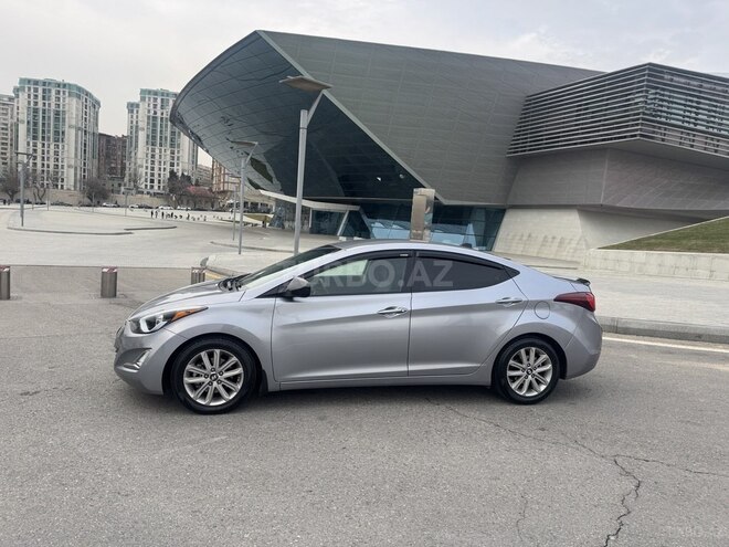 Hyundai Elantra 2015, 173,004 km - 1.8 л - Bakı