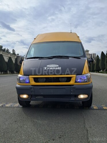 Ford Transit 2000, 218,345 km - 2.4 л - Göygöl