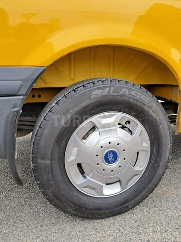 Ford Transit 2000, 218,345 km - 2.4 л - Göygöl