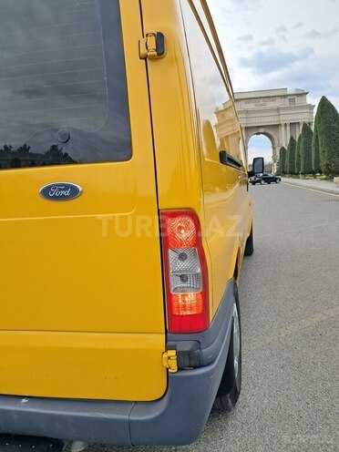 Ford Transit 2000, 218,345 km - 2.4 л - Göygöl