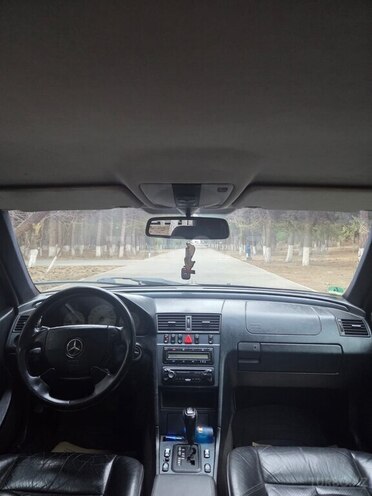 Mercedes C 200 1997, 285,324 km - 2.0 л - Xırdalan