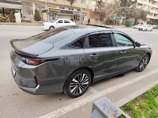 Changan Qiyuan A05 2025, 11,000 km - 1.5 л - Bakı