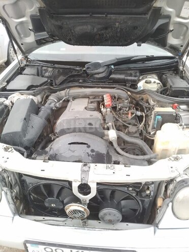 Mercedes E 230 1995, 500,000 km - 2.3 l - Bakı