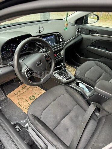 Hyundai Elantra 2018, 260,714 km - 2.0 л - Xırdalan