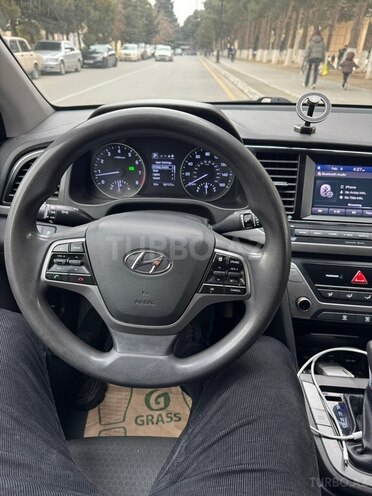 Hyundai Elantra 2018, 260,714 km - 2.0 л - Xırdalan