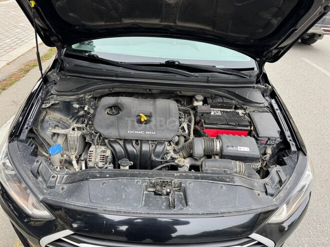 Hyundai Elantra 2018, 260,714 km - 2.0 л - Xırdalan