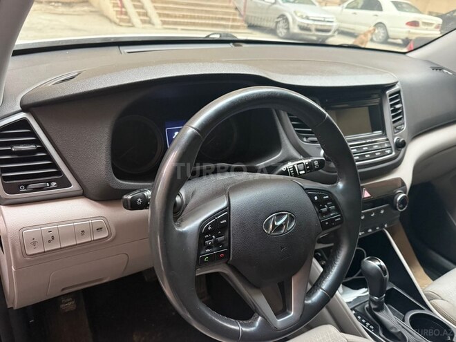 Hyundai Tucson-6