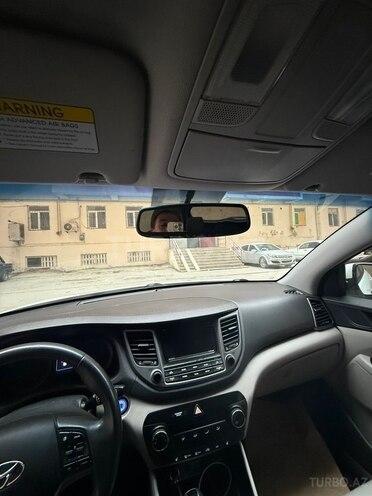Hyundai Tucson-5