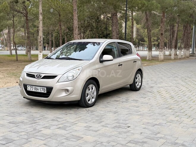Hyundai i20 2010, 219,500 km - 1.6 l - Sumqayıt