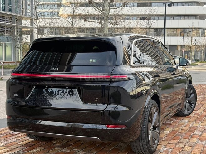 Li Auto L7 2025, 2,100 km - 1.5 l - Bakı