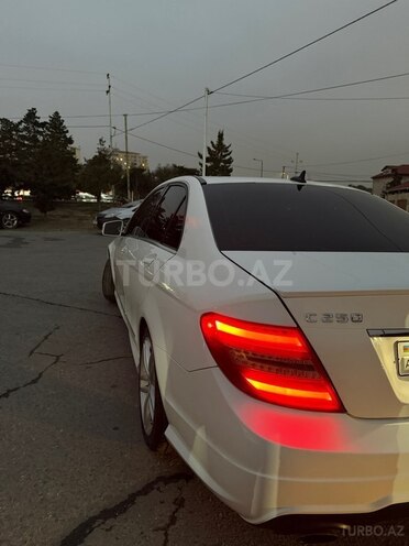 Mercedes C 250 2013, 224,888 km - 1.8 l - Bakı