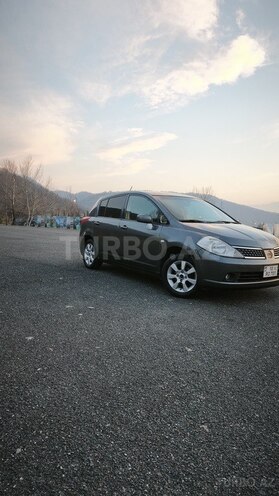 Nissan Tiida 2006, 250,000 km - 1.6 л - Qəbələ