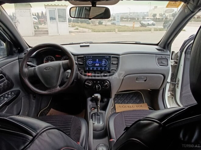 Kia Rio 2010, 370,000 km - 1.4 l - Bakı
