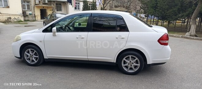 Nissan Tiida 2012, 235,750 km - 1.6 l - Sumqayıt