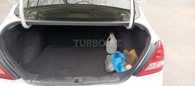 Nissan Tiida 2012, 235,750 km - 1.6 l - Sumqayıt