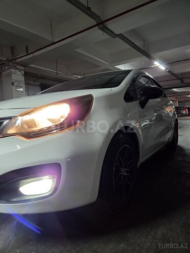 Kia Rio 2013, 330,000 km - 1.4 l - Bakı